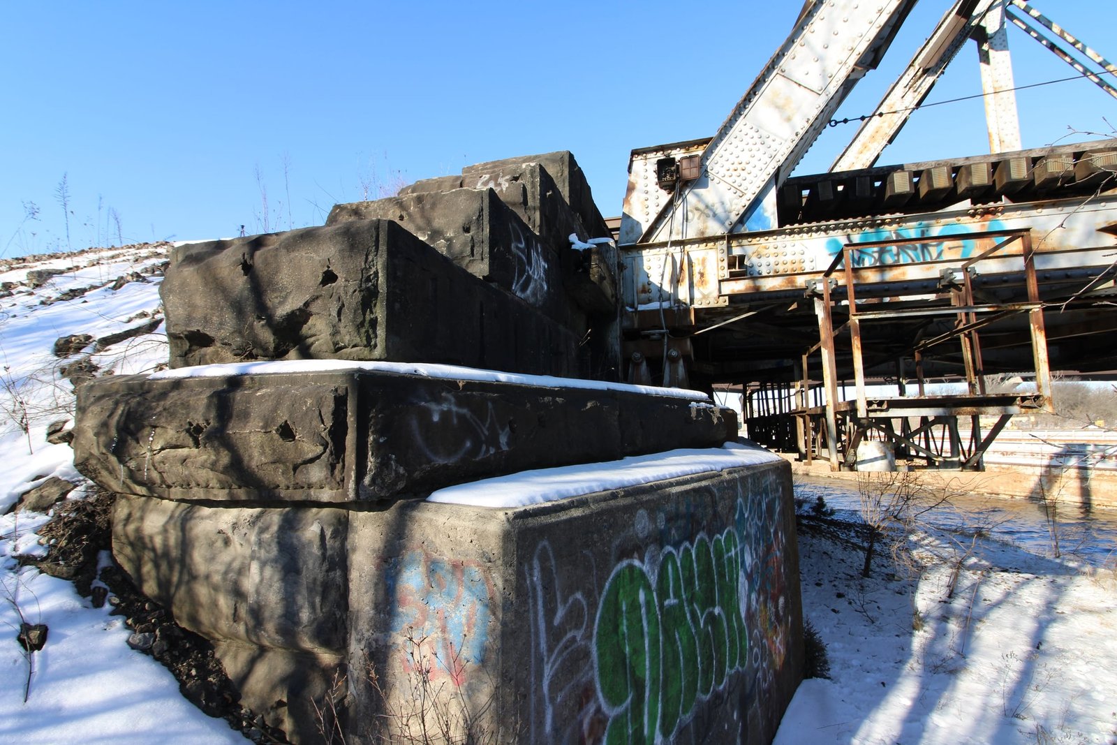 South abutment
